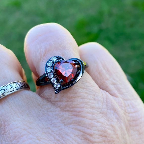 Lab created Ruby heart ring sz 8 black gold plated with Cz - Picture 3 of 16